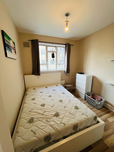 Room available in Clifton area Main Photo