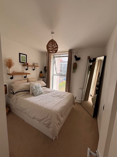 Double Bedroom with Own Bathroom Main Photo
