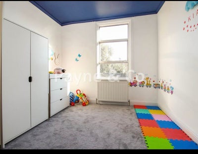 Room to rent in Ilford  Main Photo