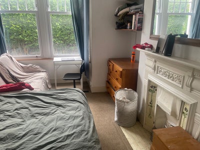 5 mins Tooting Bec Tube, Large Double room Main Photo