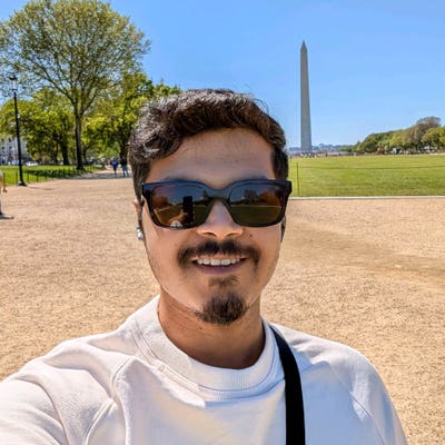 31 y/o male professional, looking for a flatmate  Main Photo