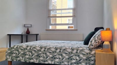Big Bright & Warm Double Room-Vauxhall/Oval - SW8  Main Photo