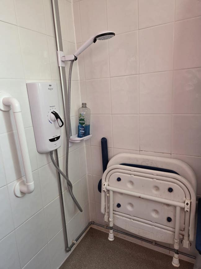 Double  room to let Main Photo