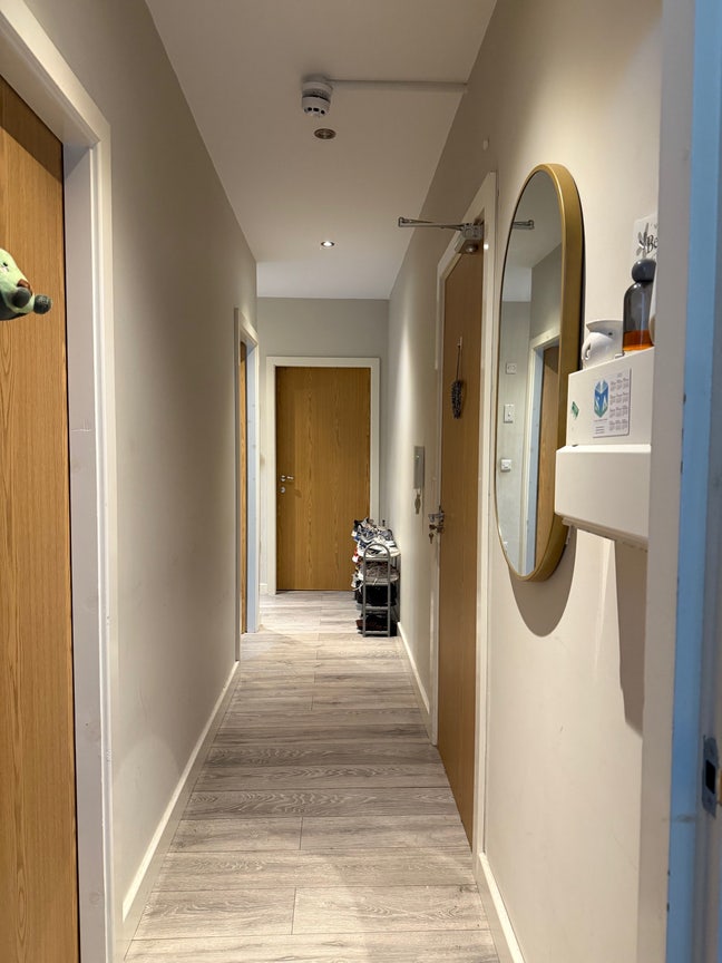 Double room available in a 2 bed Flat Main Photo