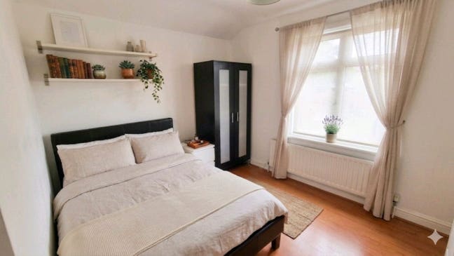 Double bed near Croydon University Hospital  Main Photo