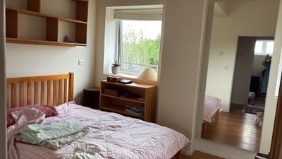 Spacious Double Room & Private Bathroom – Abingdon Main Photo