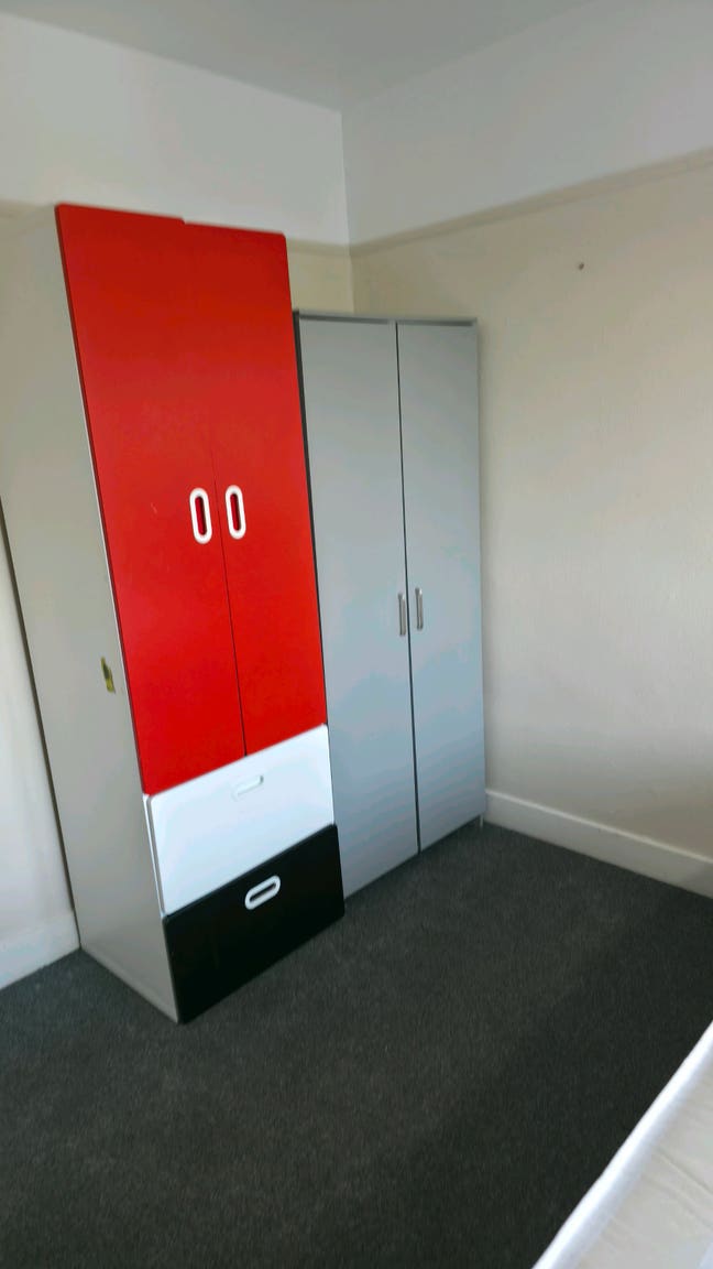 Double room as a box room  Main Photo