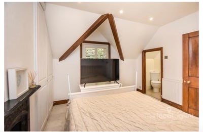 Large Furnished Double Room to Let -  KT20  Main Photo