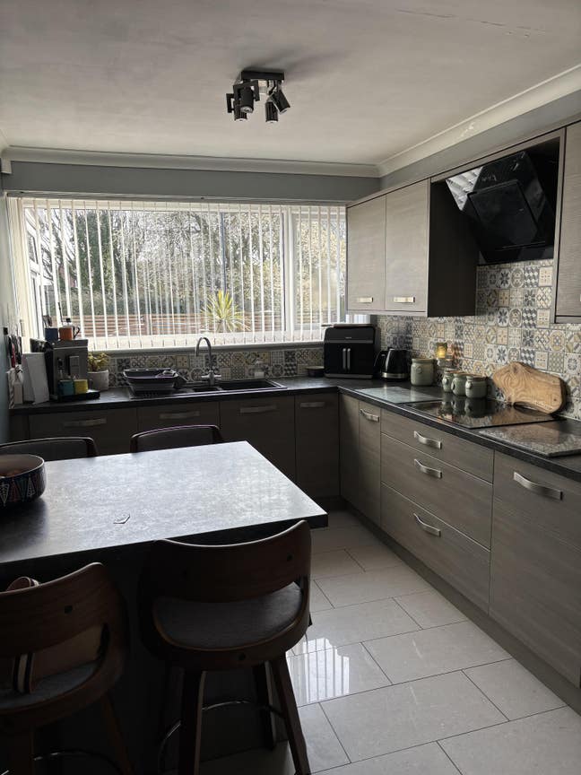 2 x double bedrooms near NTGH NE30  Main Photo