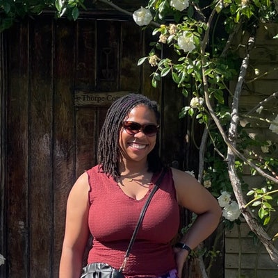 I am a clean and tidy 29 years old lady. I am... Main Photo