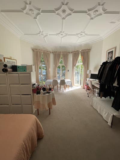 Sunny Double Bedroom in Sloane Square with Garden Main Photo