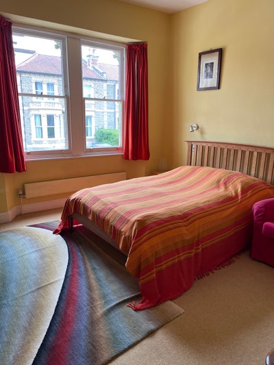 Spacious room for one in St Andrew’s house Main Photo