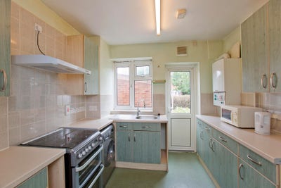 Double Room Available Now  Bow E3  Main Photo