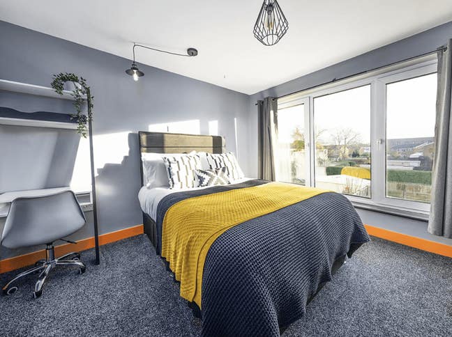 🌟 En-Suite Double Room - GREAT FOR HS2 Main Photo