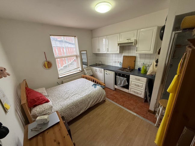 Studio Flat Near Holloway Road Main Photo