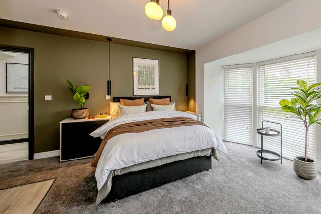 New High-End Rooms✨️ Central Location | Parking  Main Photo