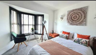 Deluxe Double Room For Rent - Near to town centre Main Photo