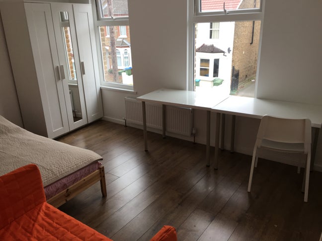 Nice single or double rooms from &pound;650 - &pound;720 Main Photo