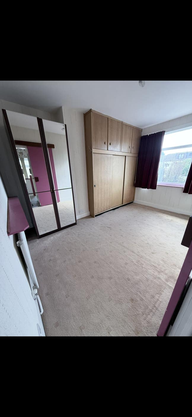 RM11 room rent Hornchurch Main Photo