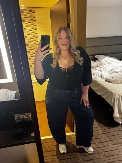 26 year old legal professional needs house share! Main Photo