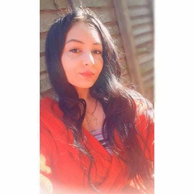 Professional Female seeks a double room Main Photo