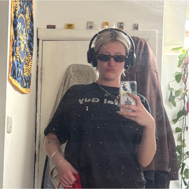 Looking for a month long sub-let <3  Main Photo