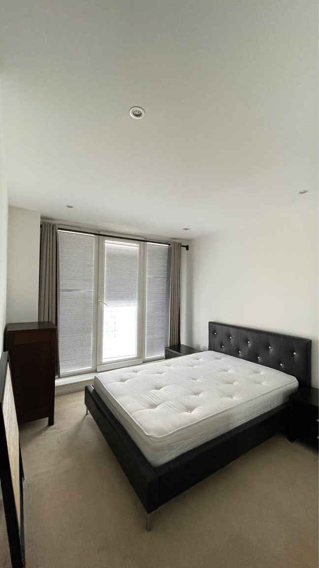 Looking for a New Flatmate - Royal Victoria DLR  Main Photo