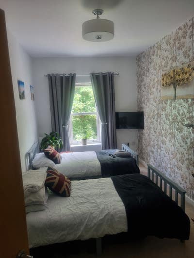 Spare room available  Main Photo