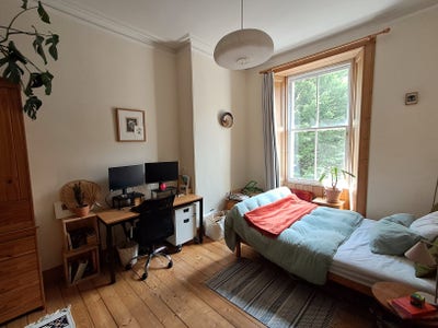 Gorgeous Double Bedroom - Top of Leith Walk Main Photo