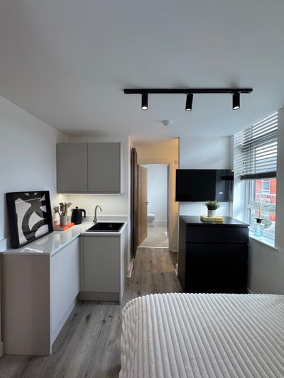 Brand New Luxury Ensuite Rooms All Bills Included Main Photo