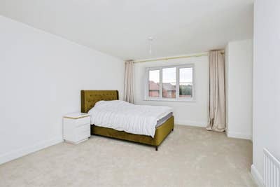 Double bed room Greenwich borough  Main Photo