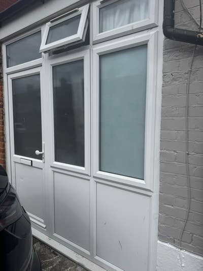 Large self contained studio flat  Main Photo