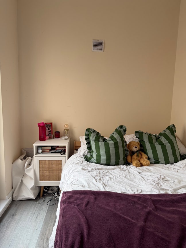 Double room in Bermondsey Flat Main Photo