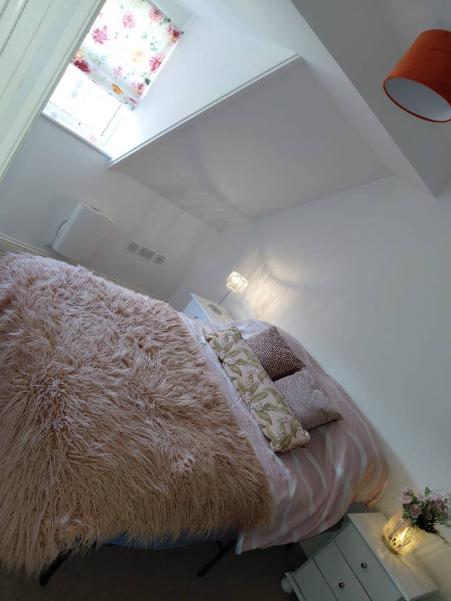 Cosy Bedroom in Mildenhall  Main Photo
