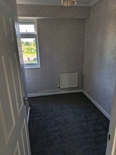 Summer rooms available in Newport!  Main Photo