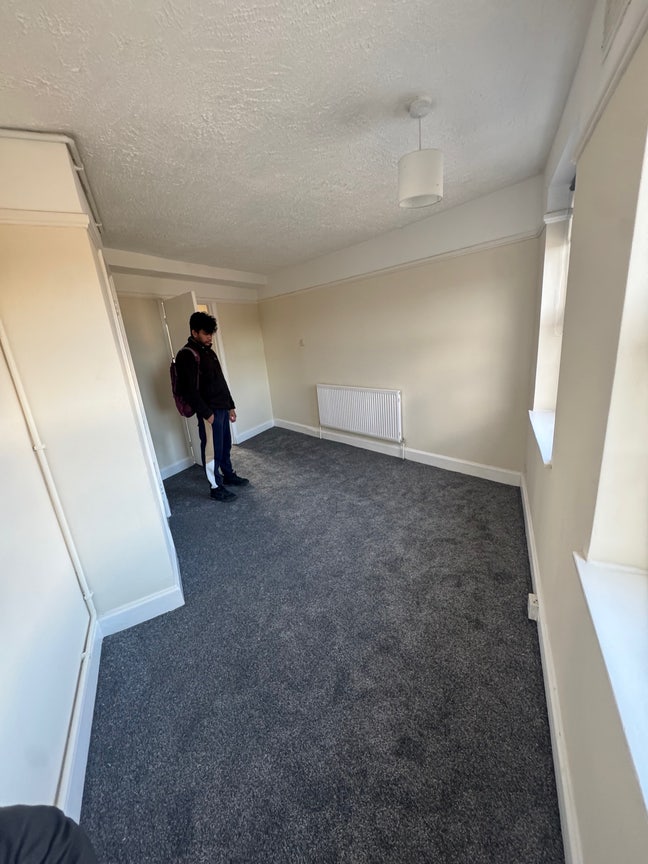 Spacious Double room Available &pound;580 Main Photo