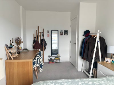 Modern flat nearby Canning Town station Main Photo