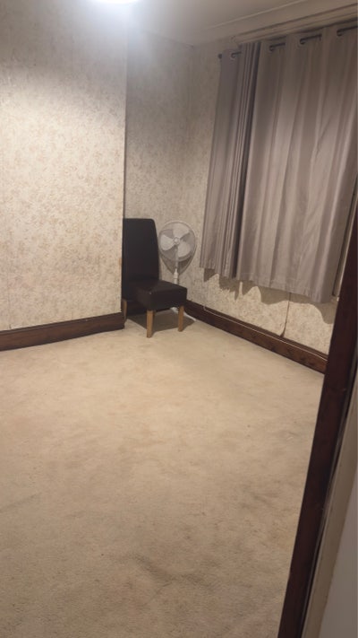 Double bedroom for rent  Main Photo