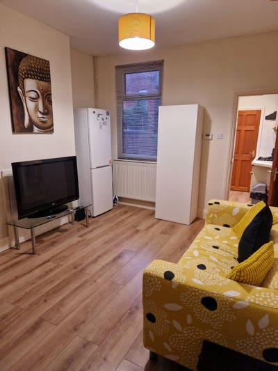 Double Room in Clarendon Park Main Photo