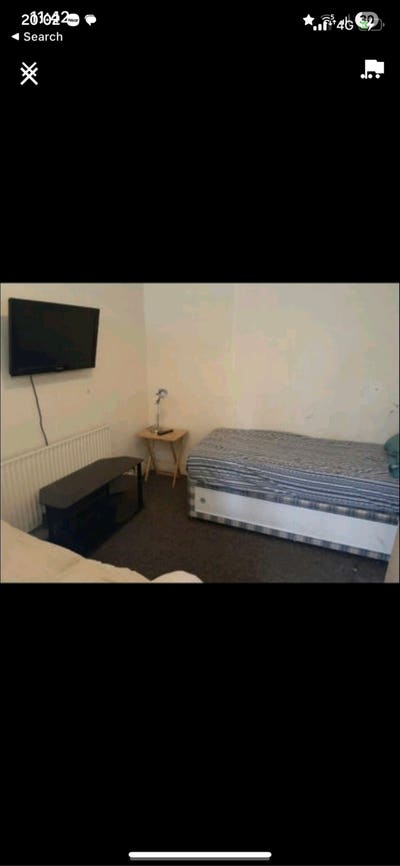 Small single room Main Photo