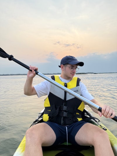 24m professional for social flat share Main Photo