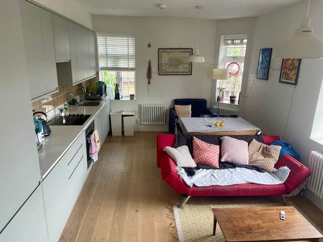 2 Spacious Double Rooms, Central London, Flatshare Main Photo