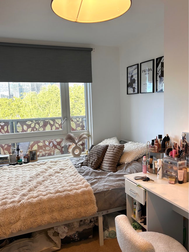 Double room in Canada Water  Main Photo