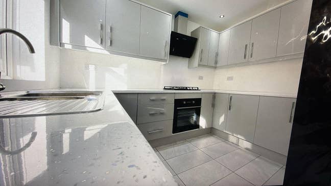 Spacious Double Room in Oadby (LE2)  Main Photo