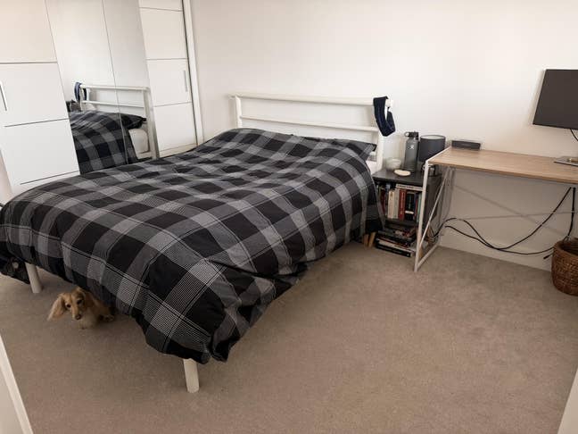 Double room in brand new flat (wood street) Main Photo