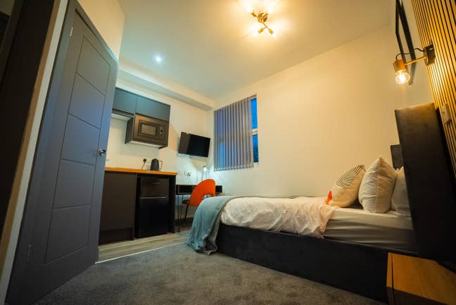 >> Fabulous HMO Studio Rooms - Contact Now<< Main Photo