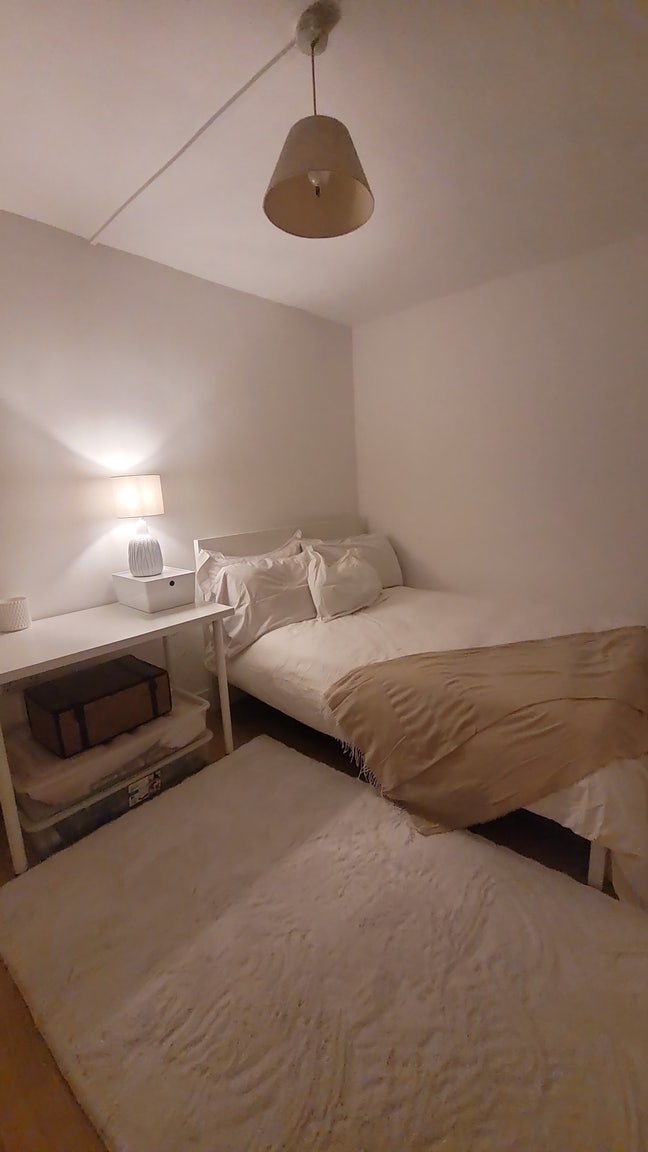 Bright Double Room to let in Stoke Newington Main Photo