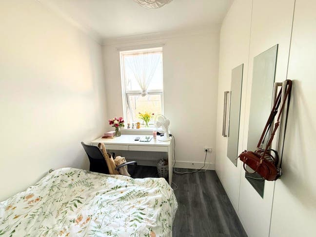  Dreams' Room in East London 😍 Main Photo