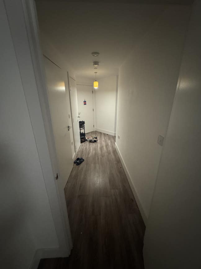 Modern 2-Bedroom Apartment in Premium Build-to-Ren Main Photo