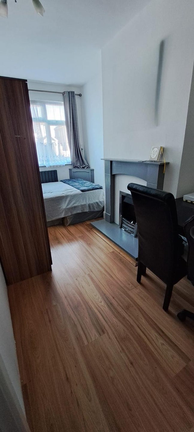 Spacious Double Room  Main Photo